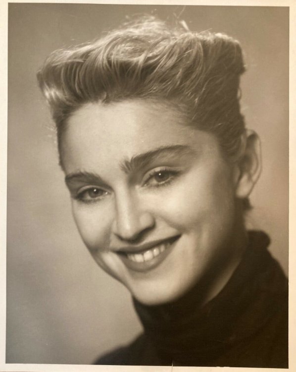 Extremely-rare- vintage-photograph-of-young-Madonna-8.jpg