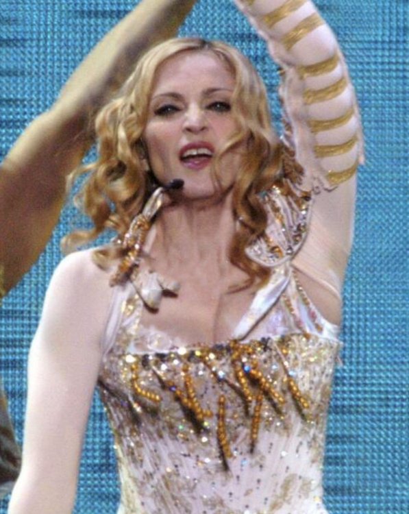 Madonna Slane 2004.jpg