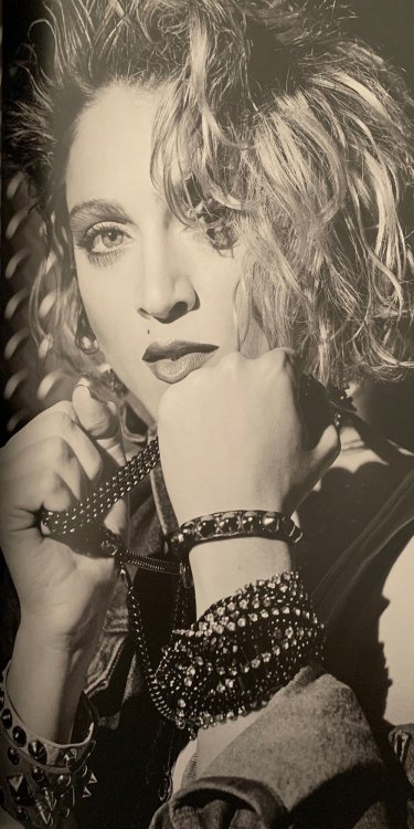 Madonna1.jpg